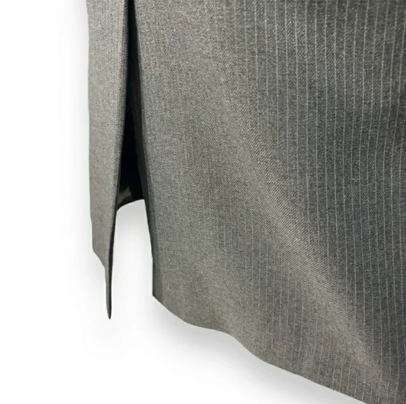 LEVI STRAUSS Business Class Grey Pinstripe Two Button Sport Coat Suits & Blazers